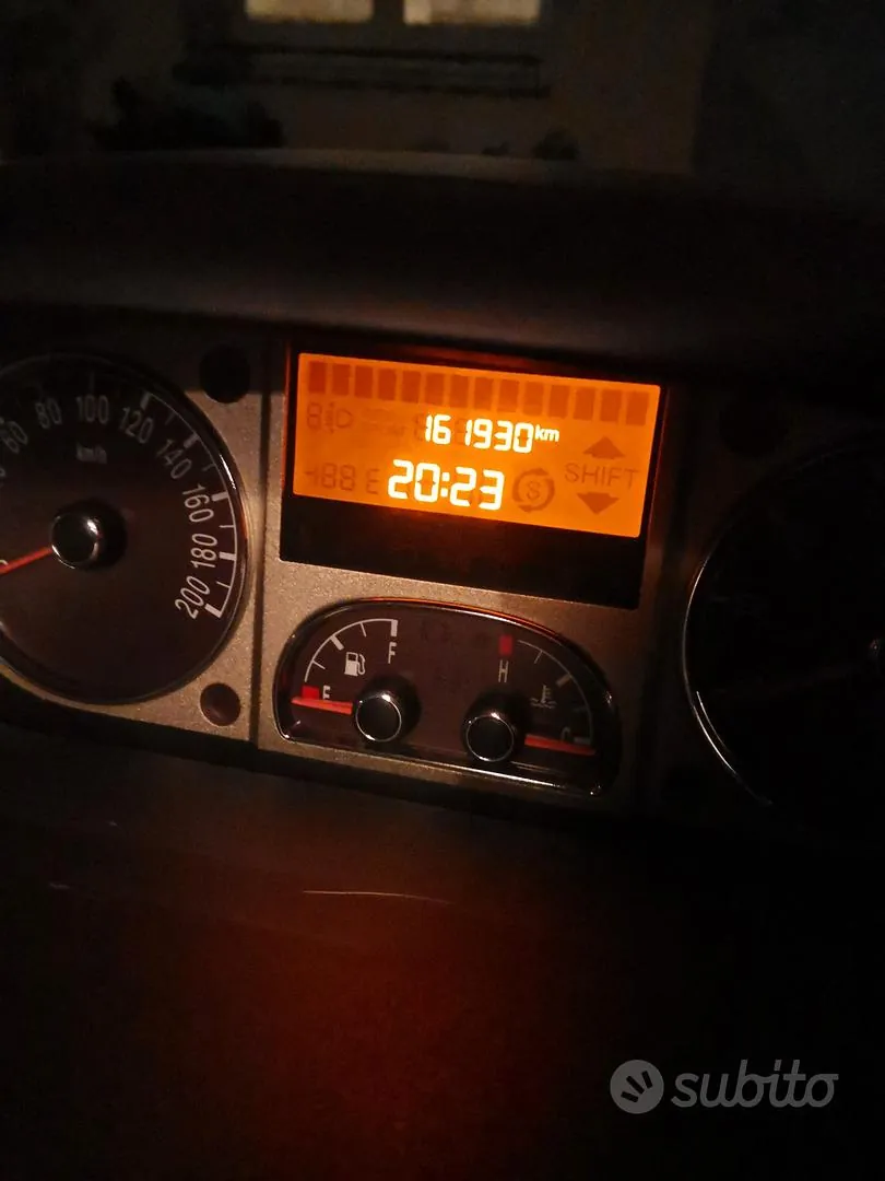 Lancia Musa 2010 photo 4
