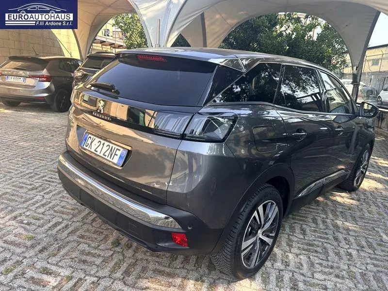 Peugeot 3008 2022 photo 3