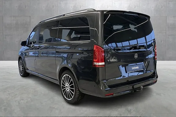 Mercedes-Benz V300 D 2023 photo 3