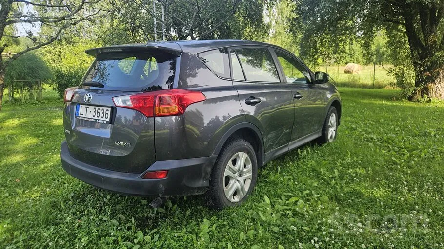 Toyota Rav4 2014 photo 2