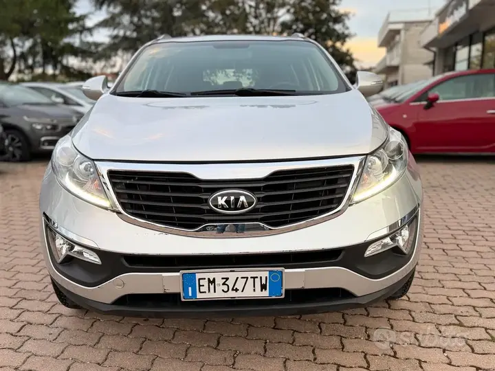 Kia Sportage 2012 photo 2