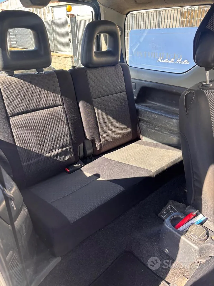 Suzuki Jimny 2007 photo 3