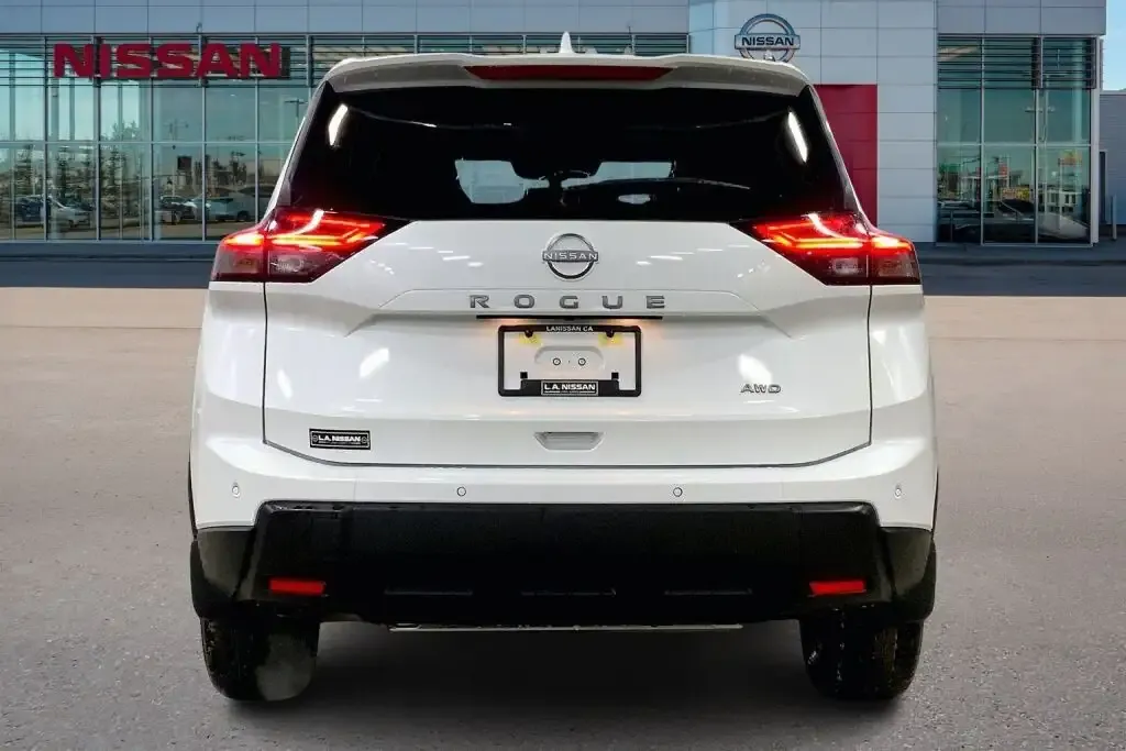 Nissan Rogue 2026 photo 4