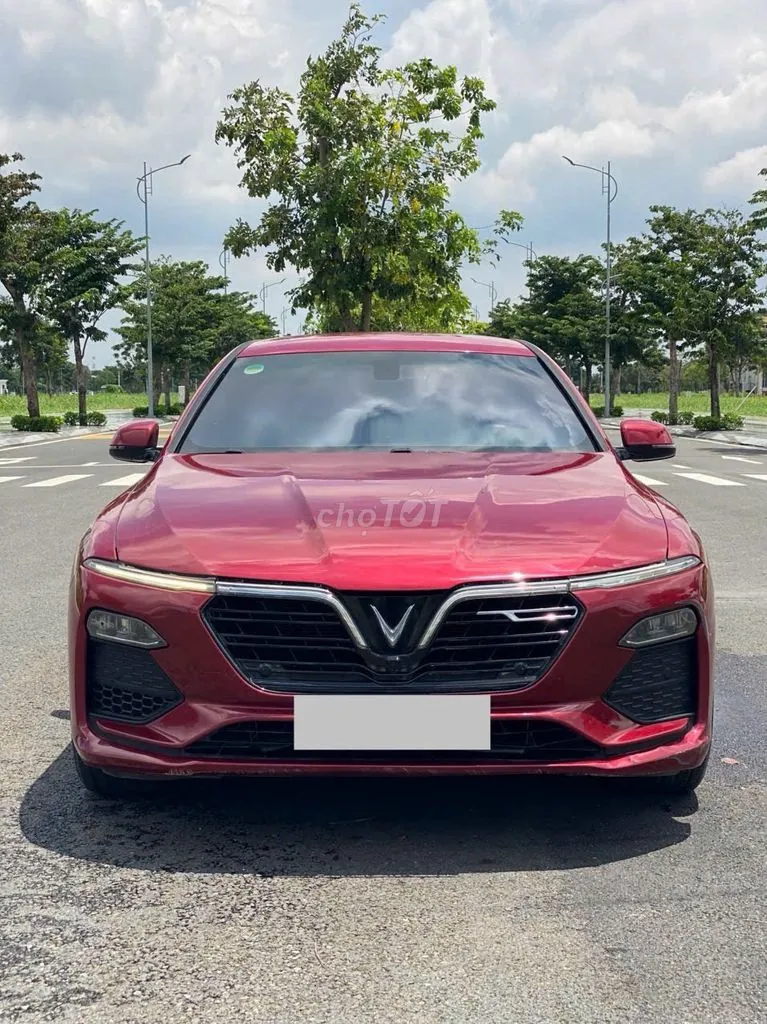Vinfast Lux A2.0