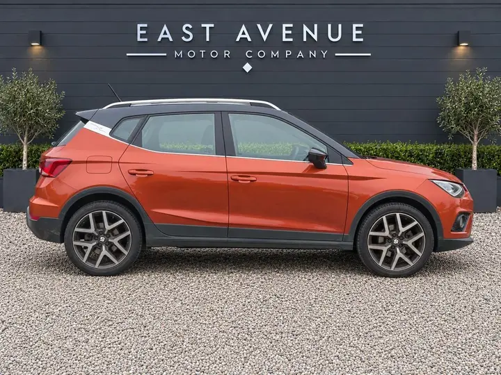 Seat Arona 2019 photo 5