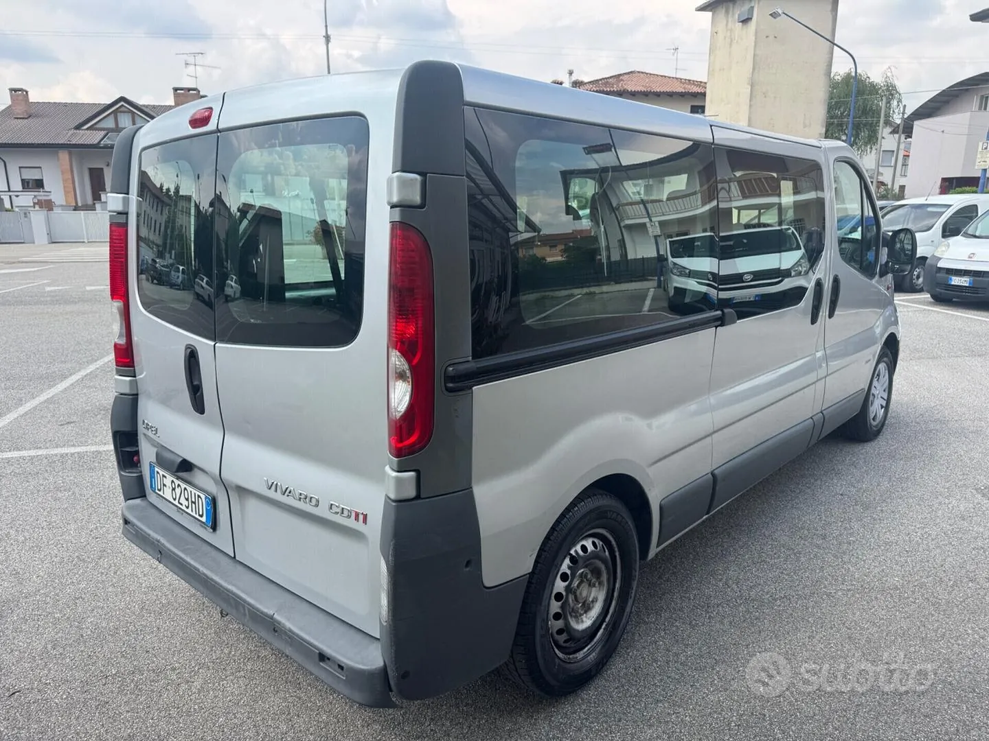 Opel Vivaro 2007 photo 4