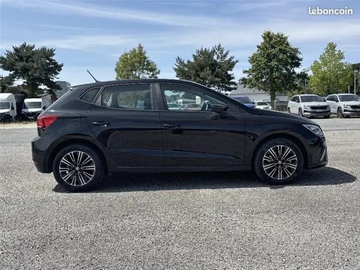 Seat Ibiza 2023 photo 3