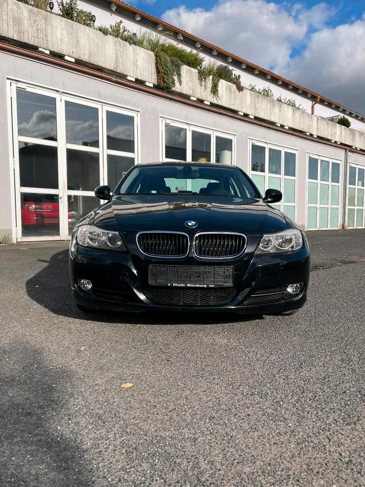 BMW E90