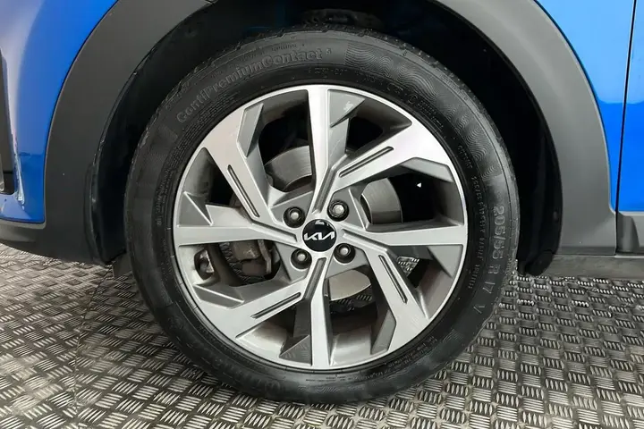 Kia Stonic 2023 photo 5