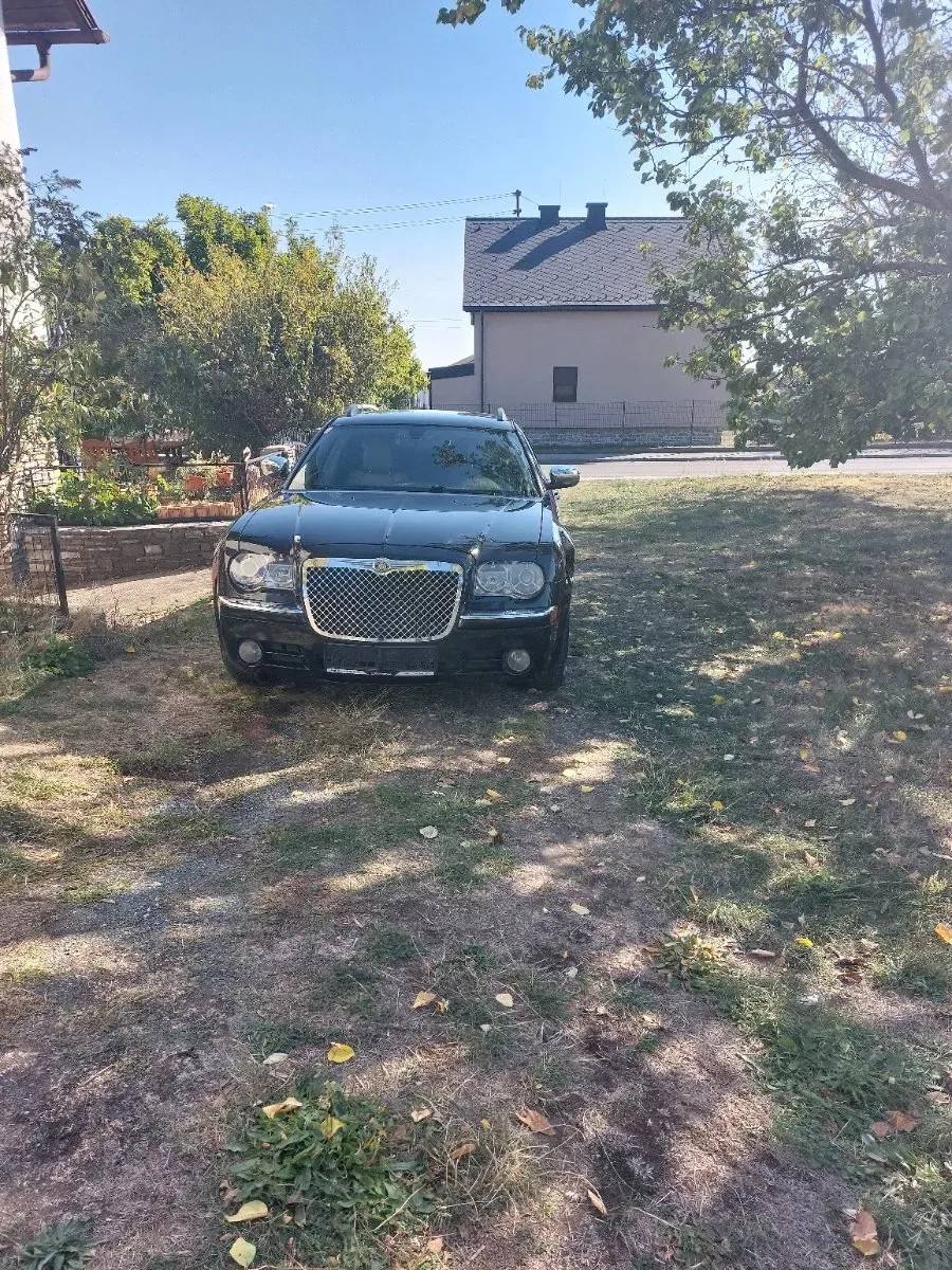 Chrysler 300 C 2007 photo 3