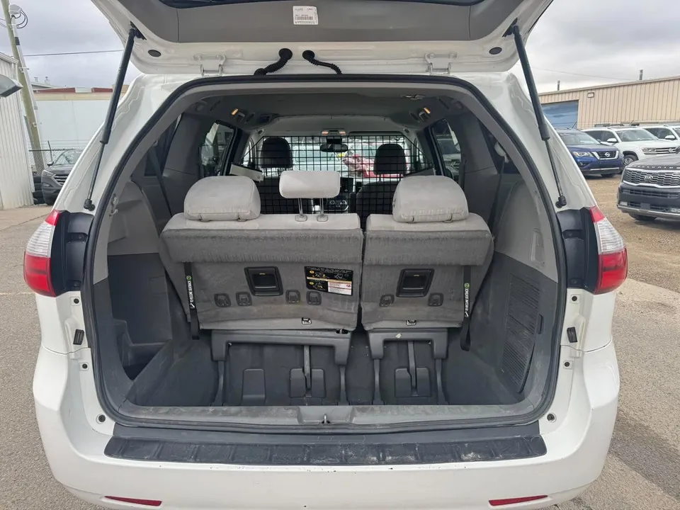 Toyota Sienna 2020 photo 5