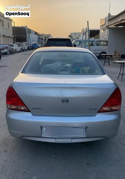 Nissan Sunny 2011 photo 4