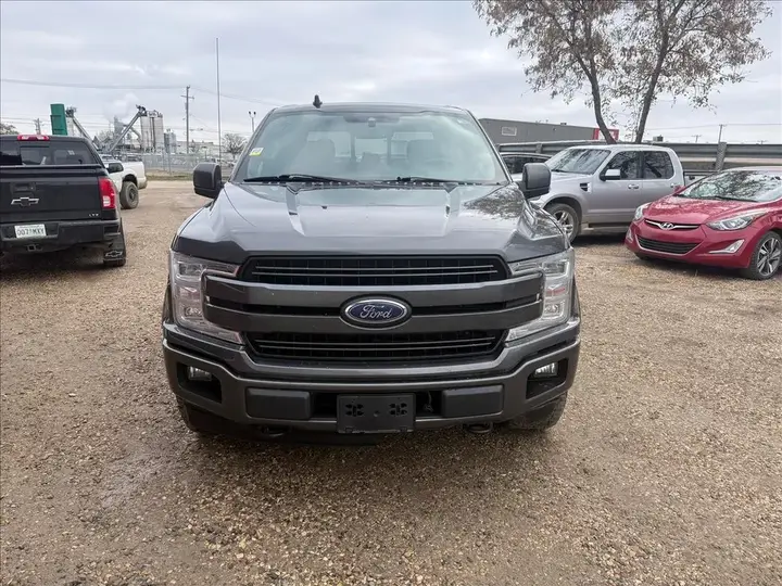 Ford F-150 2020 photo 2