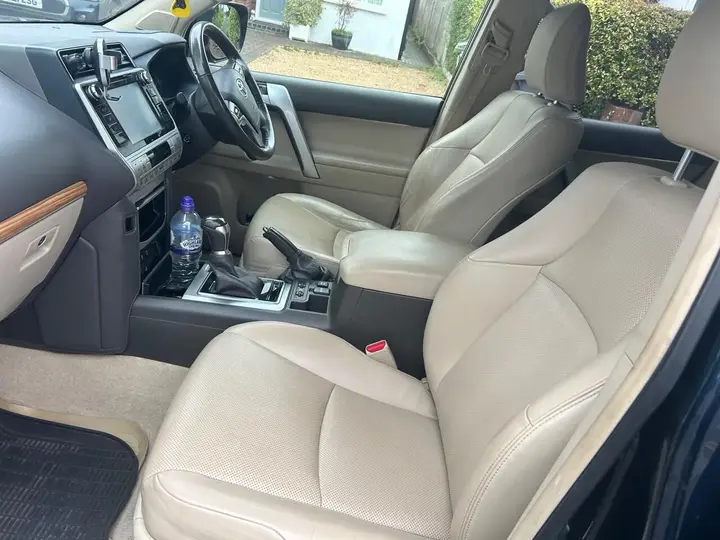 Toyota Land Cruiser 2019 photo 4