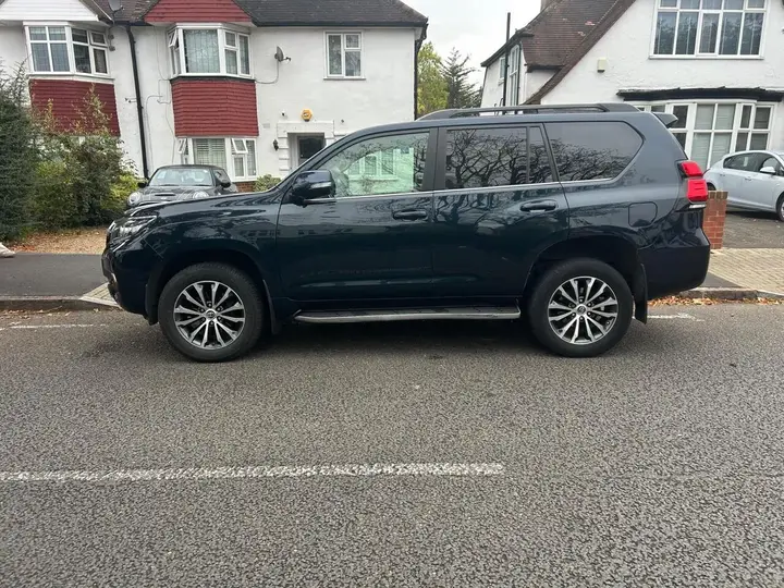 Toyota Land Cruiser