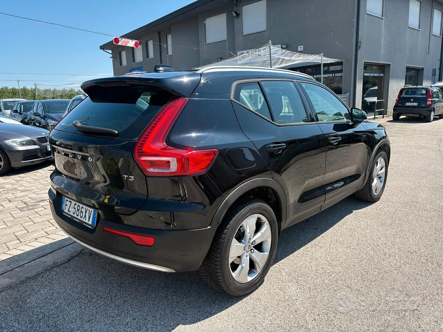 Volvo Xc40 2019 photo 4