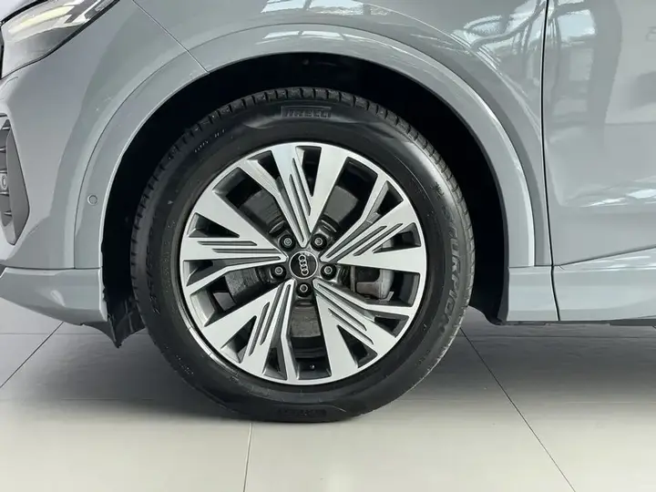 Audi E-Tron 2023 photo 3
