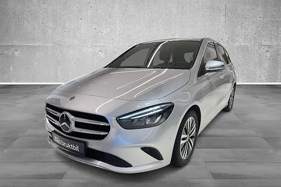 Mercedes-Benz B180