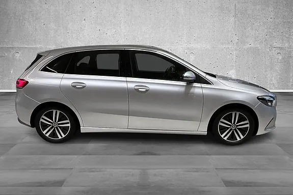 Mercedes-Benz B180 2020 photo 5