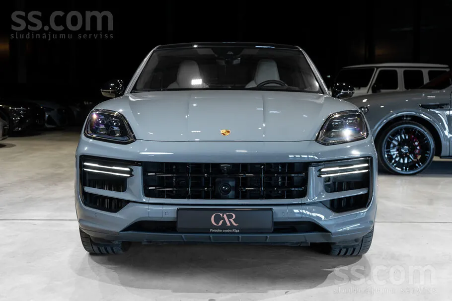 Porsche Cayenne 2024 photo 2