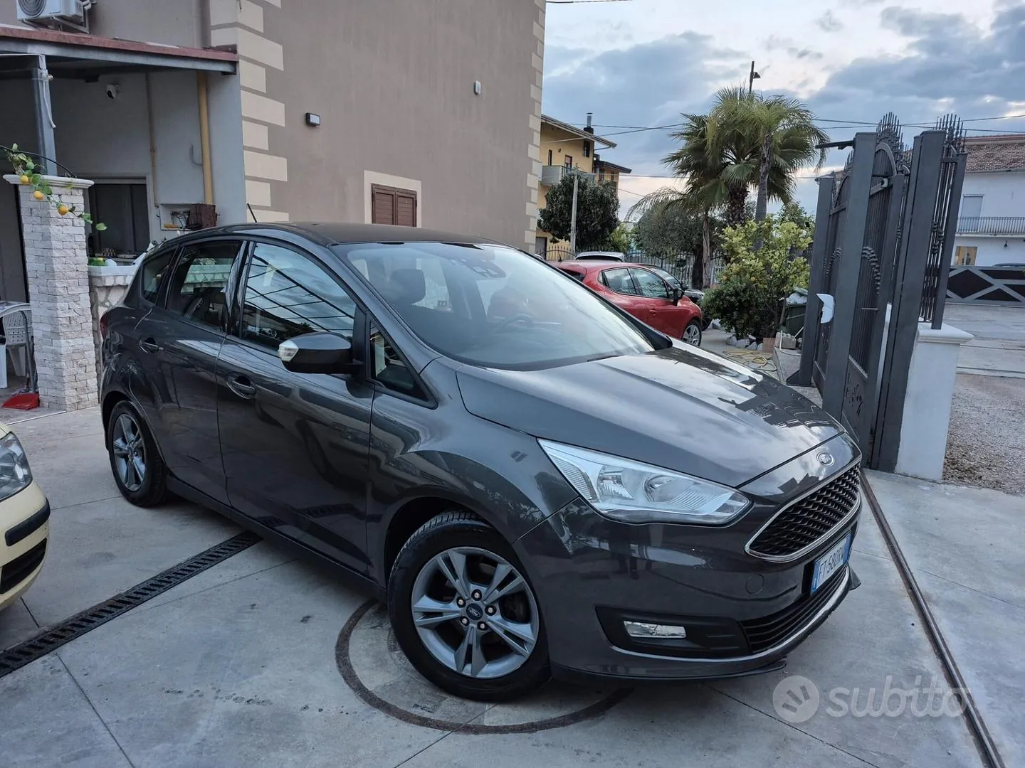 Ford C-Max