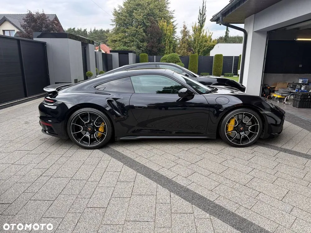 Porsche 911 Turbo S 2020 photo 2