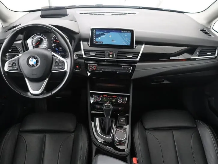 BMW 2 Series Active Tourer 2019 photo 3
