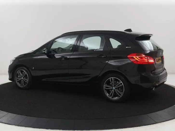 BMW 2 Series Active Tourer 2019 photo 2