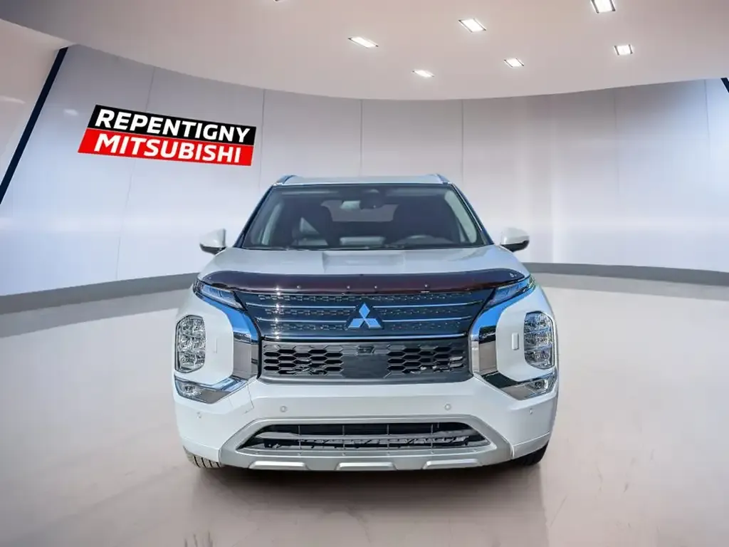 Mitsubishi Outlander 2024 photo 2