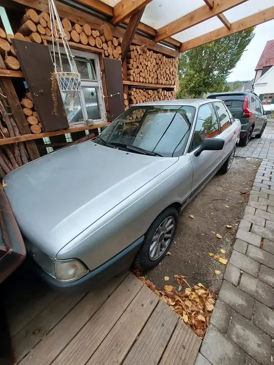 Audi 80