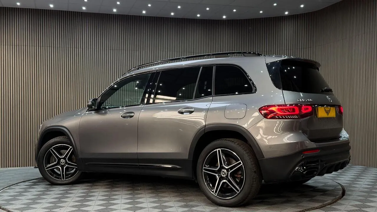 Mercedes-Benz Glb 2023 photo 2