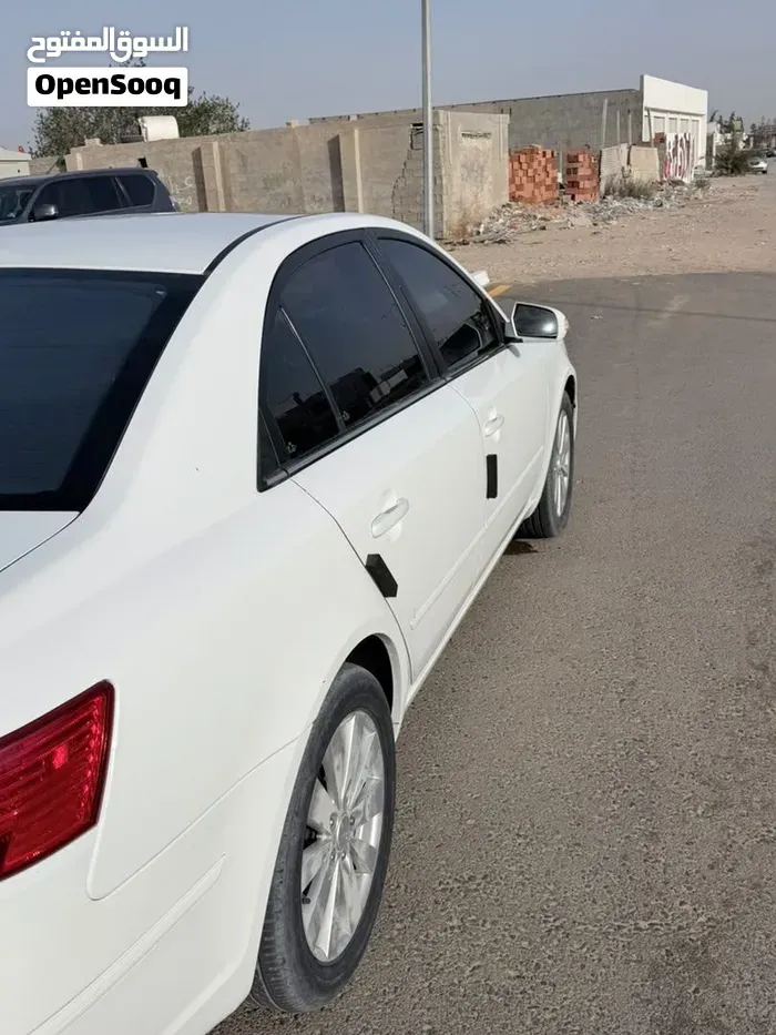 Hyundai Sonata 2009 photo 2