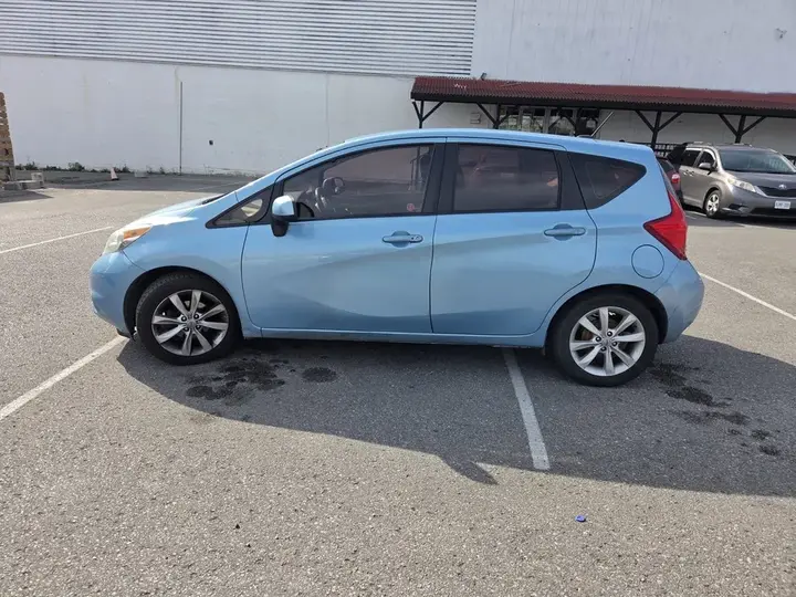 Nissan Versa Note 2014 photo 3