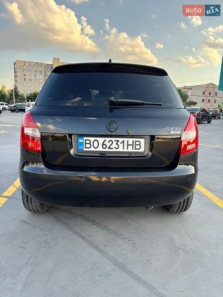 Skoda Fabia 2008 photo 5