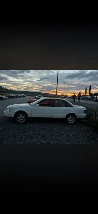 Audi 100