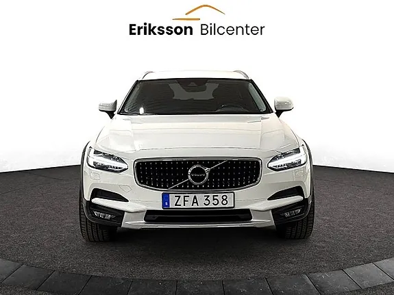 Volvo V90 Cross Country 2018 photo 3