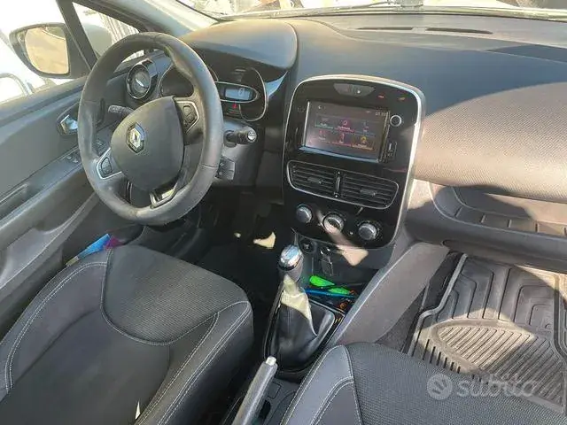 Renault Clio 2017 photo 5