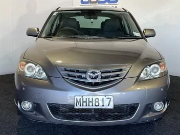 Mazda Axela 2005 photo 3
