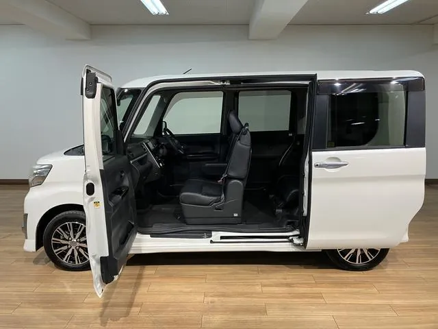 Daihatsu Tanto 2015 photo 5