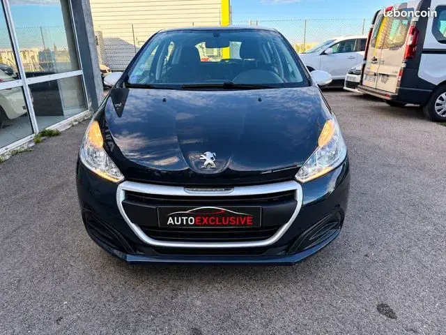 Peugeot 208 2019 photo 4
