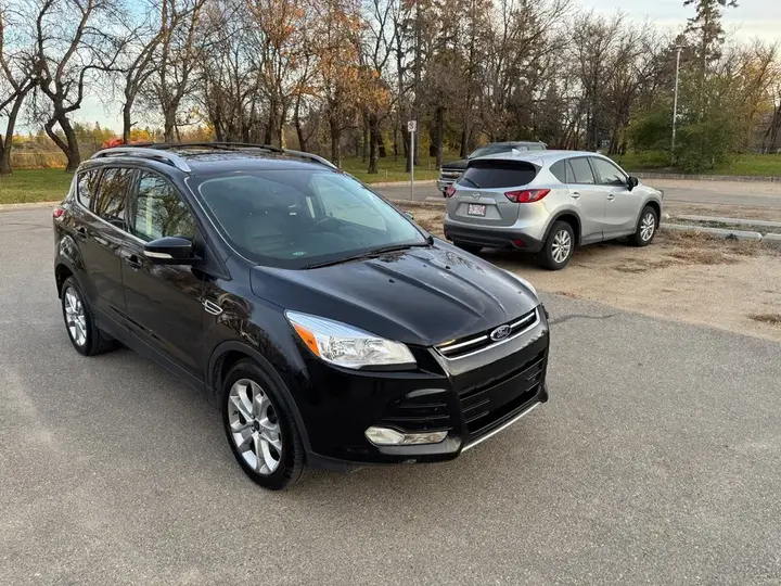 Ford Escape 2015 photo 2