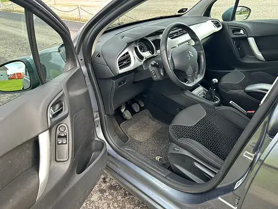 Citroen C3 2010 photo 4