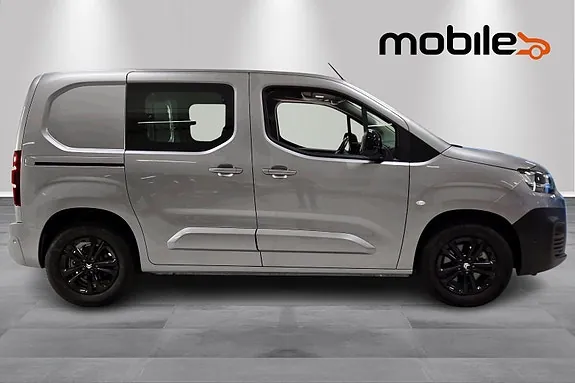 Citroen Berlingo 2023 photo 2