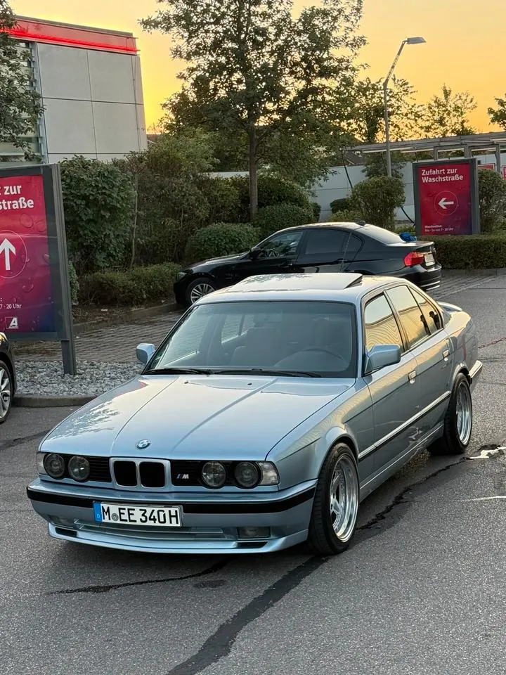 BMW 525I E34