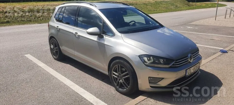 Volkswagen Golf Sportsvan 2016 photo 2