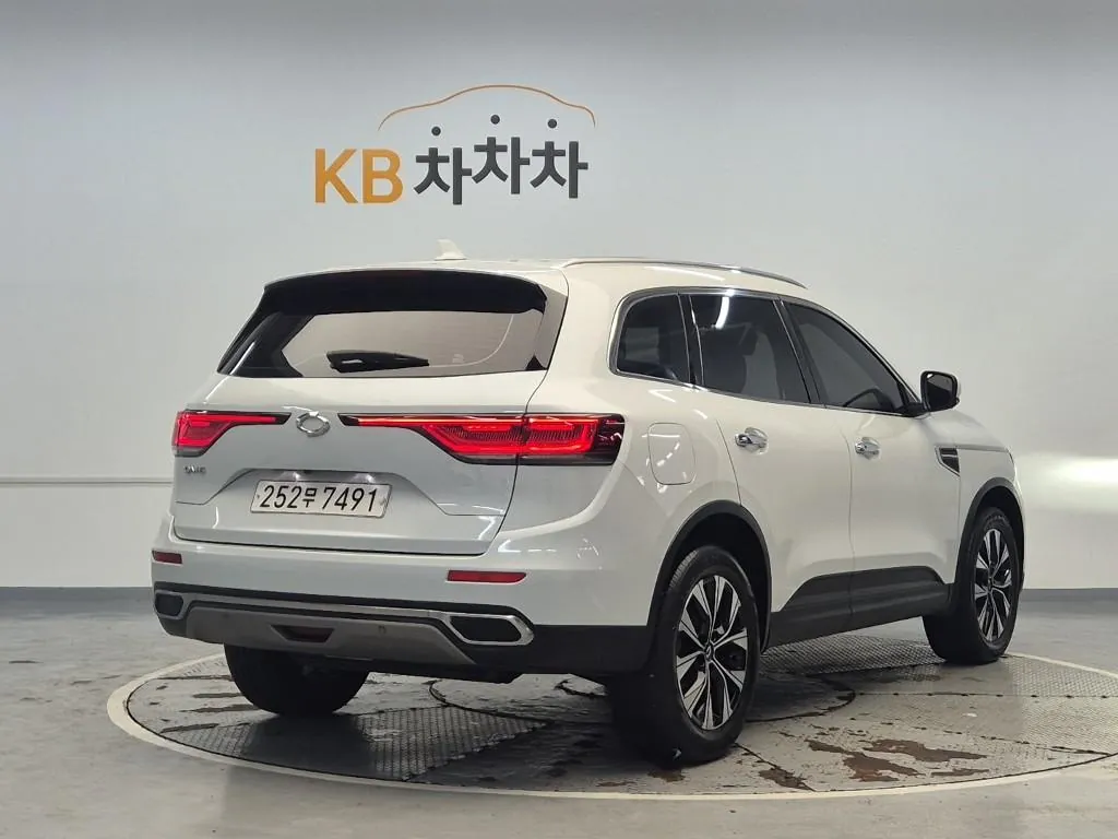 Renault Korea Qm6 2023 photo 3