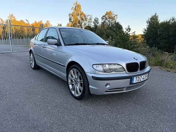 BMW 330Xi 2002 photo 2