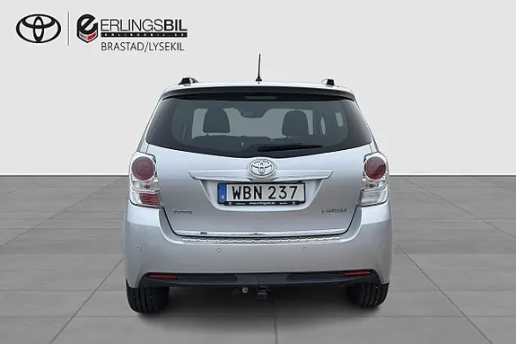Toyota Verso 2016 photo 4