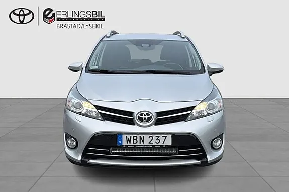 Toyota Verso 2016 photo 5