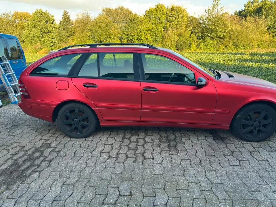Mercedes-Benz C180
